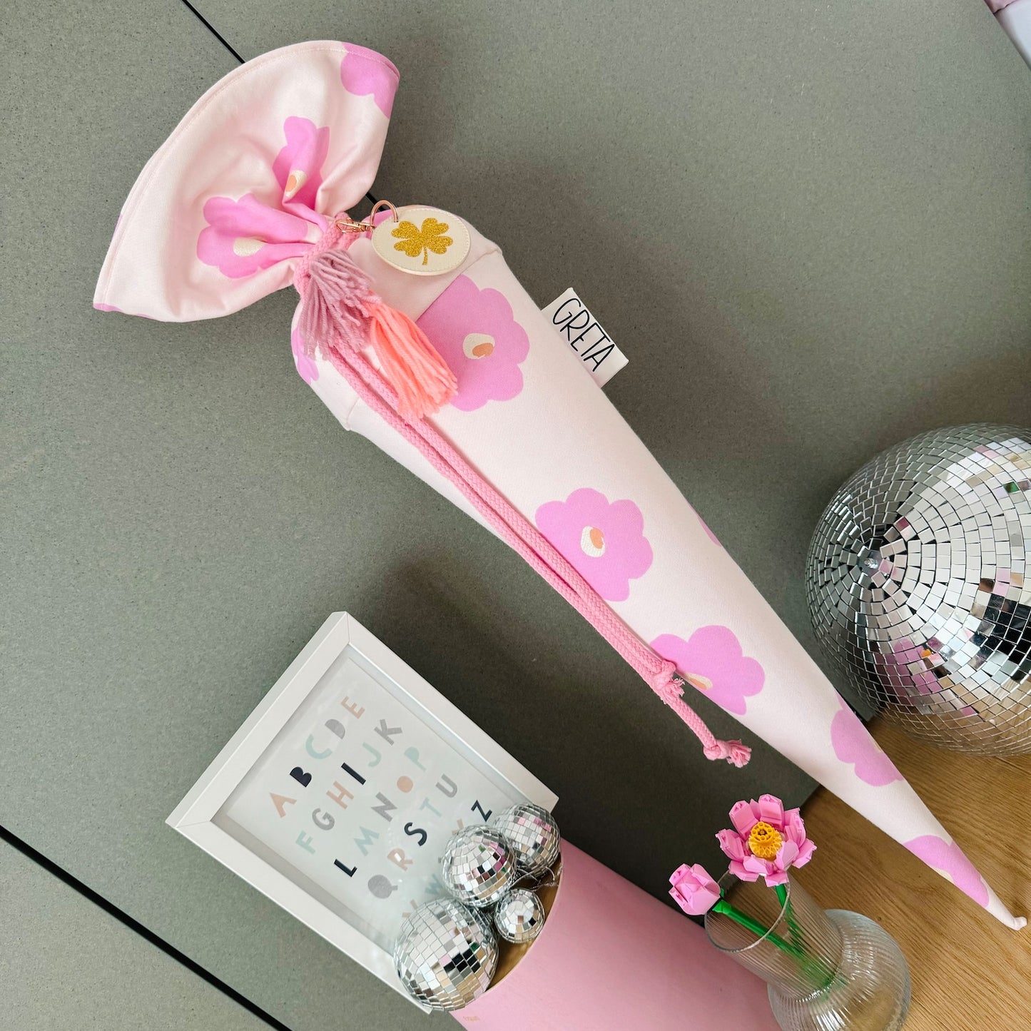 Schultüte mit Namen aus Stoff | Zuckertüte für Mädchen Personalisierbar -JIPPIE FLOWER-