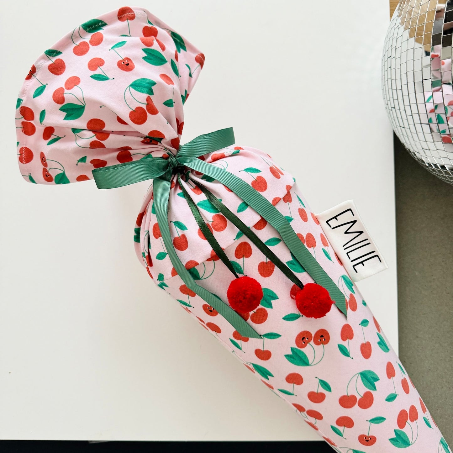Schultüte mit Namen aus Stoff | Zuckertüte für Mädchen Personalisierbar -JIPPIE CHERRY-